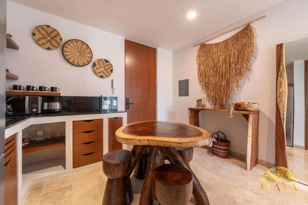 펜션 Nhoa 302B Lux 1Br Condo Top Jungle View Aldea Zama 툴룸 멕시코